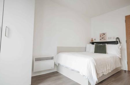Silver En Suite (5 or 6 Bed Flat), Military Road