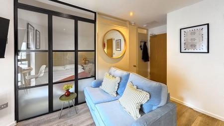 Gold Burghley | Studio